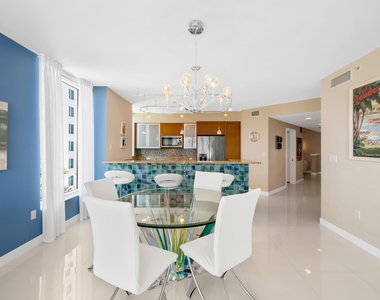 2821 N Ocean Boulevard - Photo Thumbnail 25