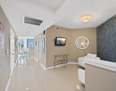 2821 N Ocean Boulevard - Photo Thumbnail 33