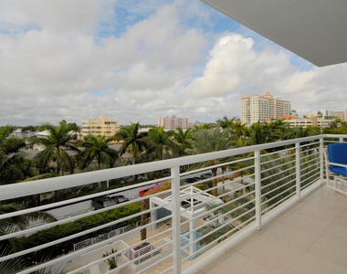2821 N Ocean Boulevard - Photo Thumbnail 18