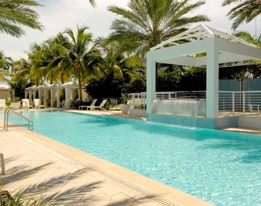 2821 N Ocean Boulevard - Photo Thumbnail 23