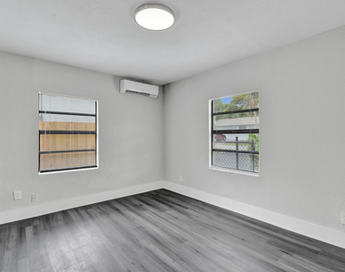 234 Ne 14th Avenue - Photo Thumbnail 23