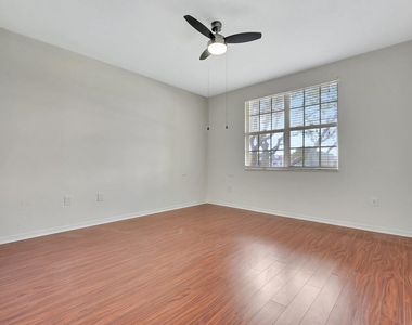 15055 Michelangelo Boulevard - Photo Thumbnail 17