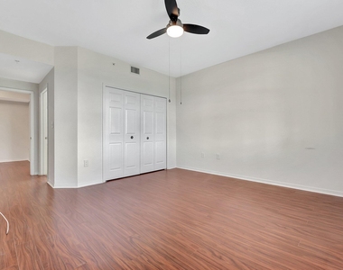 15055 Michelangelo Boulevard - Photo Thumbnail 18