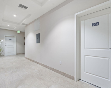 41 Sw Seminole Street - Photo Thumbnail 19