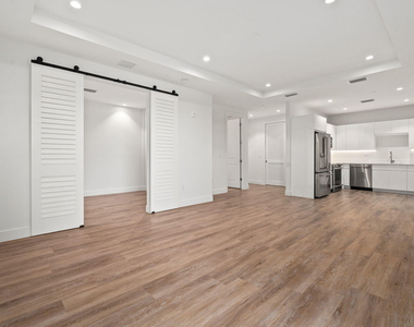 41 Sw Seminole Street - Photo Thumbnail 3