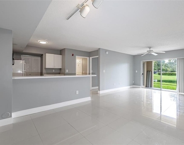 2600 S University Drive - Photo Thumbnail 2