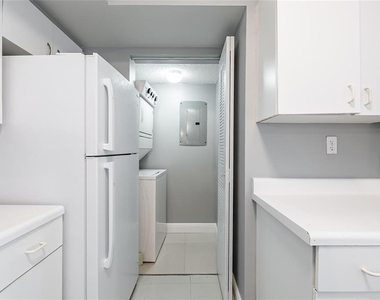 2600 S University Drive - Photo Thumbnail 5