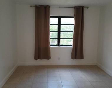 4760 Lucerne Lakes Boulevard W - Photo Thumbnail 18