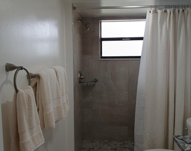 4760 Lucerne Lakes Boulevard W - Photo Thumbnail 7