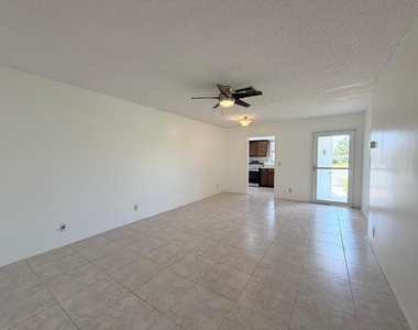 2607 Dudley Drive W - Photo Thumbnail 32