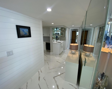 5440 N Ocean Drive - Photo Thumbnail 22