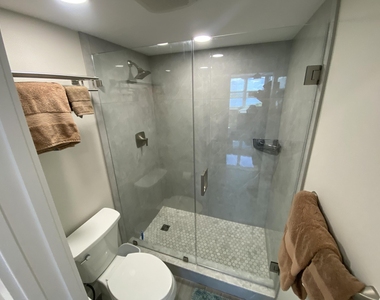 5440 N Ocean Drive - Photo Thumbnail 18