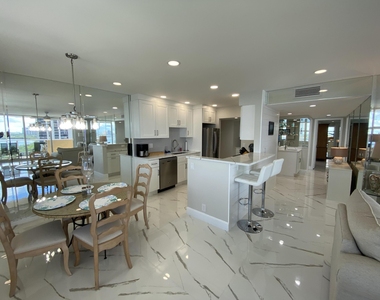 5440 N Ocean Drive - Photo Thumbnail 5