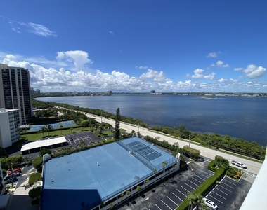 5440 N Ocean Drive - Photo Thumbnail 27