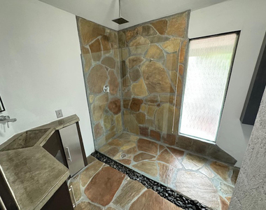 1329 Ne 5th Avenue - Photo Thumbnail 6