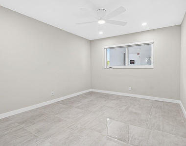 3351 Spanish Trail - Photo Thumbnail 24