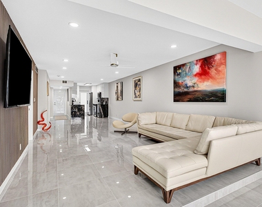 3351 Spanish Trail - Photo Thumbnail 11