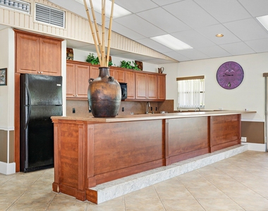 3351 Spanish Trail - Photo Thumbnail 41