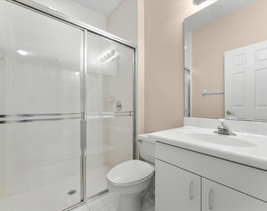 2579 Mayfair Lane - Photo Thumbnail 18