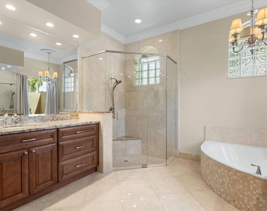 2579 Mayfair Lane - Photo Thumbnail 9