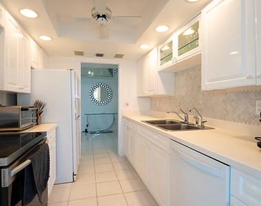 5540 N Ocean Drive - Photo Thumbnail 5