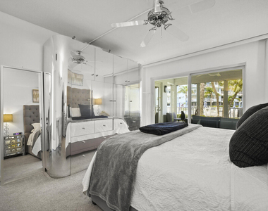 1444 Se 15th Court - Photo Thumbnail 12