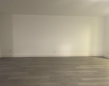 7460 Nw 18th Street - Photo Thumbnail 25