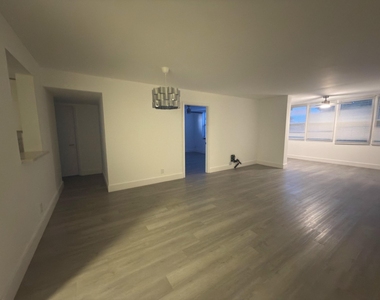 7460 Nw 18th Street - Photo Thumbnail 12