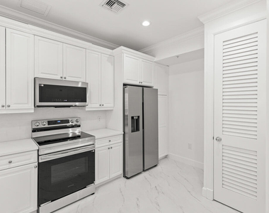 47 Sw Osceola Street - Photo Thumbnail 5