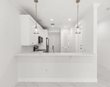 47 Sw Osceola Street - Photo Thumbnail 2
