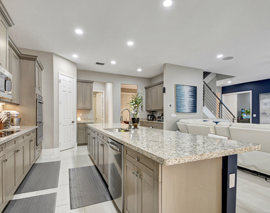 8952 Cypress Grove Lane - Photo Thumbnail 17