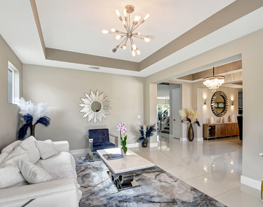8952 Cypress Grove Lane - Photo Thumbnail 12