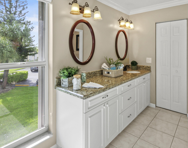 1421 Nw 20th Avenue - Photo Thumbnail 17