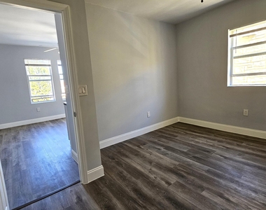 1142 Sw 4th Street - Photo Thumbnail 11