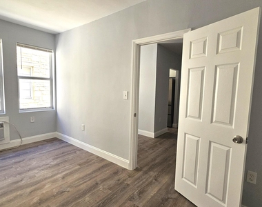 1142 Sw 4th Street - Photo Thumbnail 3