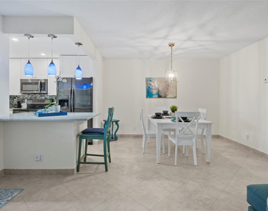 1340 Ne 28th Avenue - Photo Thumbnail 6