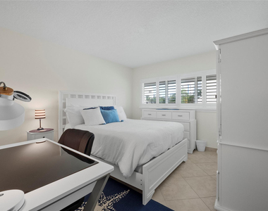 1340 Ne 28th Avenue - Photo Thumbnail 10