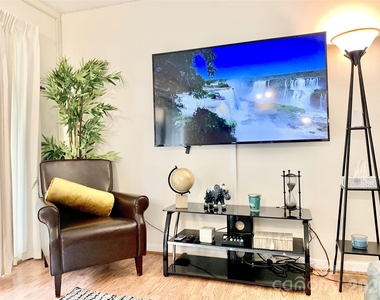 500 Umstead Drive - Photo Thumbnail 10