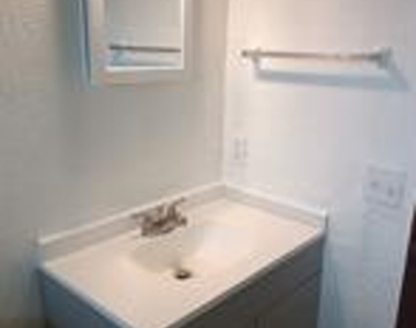 1845 Nw 55th Avenue - Photo Thumbnail 6