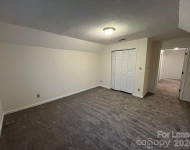 4535 Dawnwood Drive - Photo Thumbnail 19