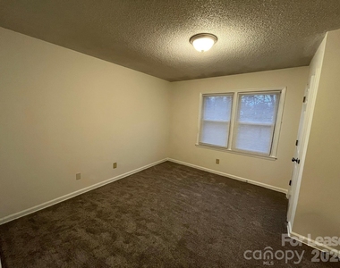 4535 Dawnwood Drive - Photo Thumbnail 17