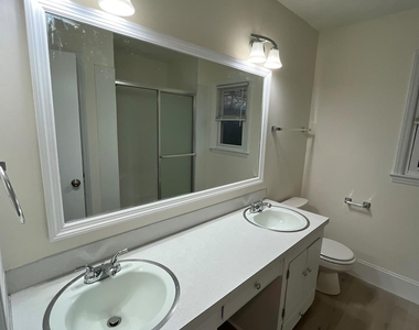 4535 Dawnwood Drive - Photo Thumbnail 14