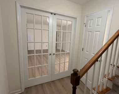 4535 Dawnwood Drive - Photo Thumbnail 8
