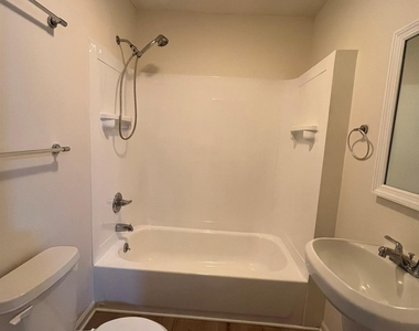 4535 Dawnwood Drive - Photo Thumbnail 12