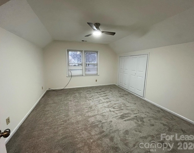 4535 Dawnwood Drive - Photo Thumbnail 10