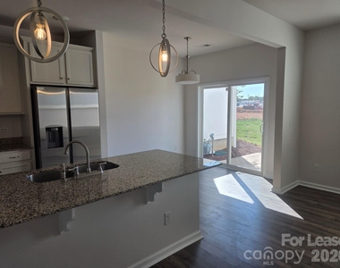 8185 Sheffield Drive - Photo Thumbnail 6