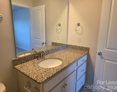 8185 Sheffield Drive - Photo Thumbnail 20