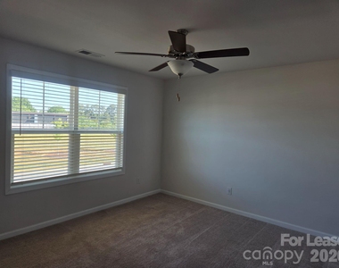8185 Sheffield Drive - Photo Thumbnail 17