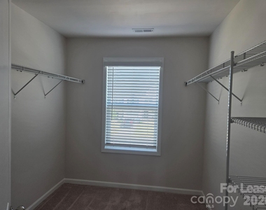 8185 Sheffield Drive - Photo Thumbnail 16