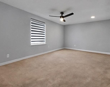 6385 86th Place - Photo Thumbnail 20